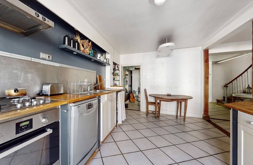 Villeneuve-sur-Yonne House | 5 bedroom beautiful home in Villeneuve-sur-Yonne