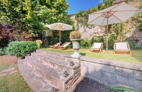 Villeneuve-sur-Yonne House | 5 bedroom beautiful home in Villeneuve-sur-Yonne