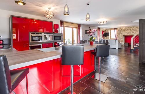 Sainte-Eulalie-d'Olt Villa | 5-star villa with a pool available from August 29 to September 5