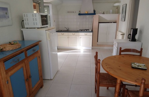 Saint-Quay-Portrieux Villa | 500 m from the sea apartment 75 m2 first floor in villa with large garden