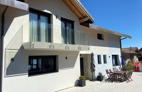 Evian-les-Bains House | 6 bedroom house in beautiful Évian-les-Bains with AC and panoramic lake views