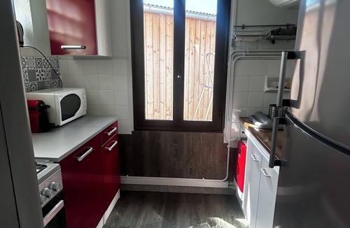 Broualan House | 6-person house with lake between Mont St Michel, St Malo, Cancale, Rennes.