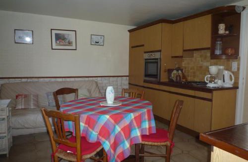 Parame Apartment | 6 Rue Des Eglantines