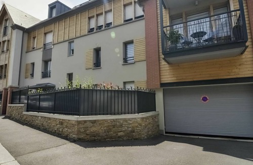 Dinard Apartment | 63 m² Apartment ∙ 2 bedrooms ∙ 4 guests