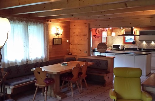 Saint-Gervais-les-Bains Ski Chalet | 8 people 6 bedrooms 250m2 3.000m2 garden - 8 mins from skiing Montblanc view
