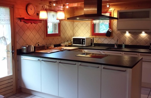 Saint-Gervais-les-Bains Ski Chalet | 8 people 6 bedrooms 250m2 3.000m2 garden - 8 mins from skiing Montblanc view