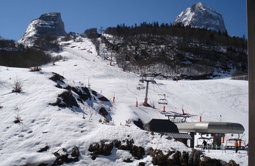 Eaux-Bonnes Apartment | 8-person apartment in Gourette, 3 bedrooms, near slopes