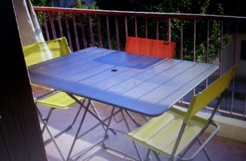 Route de Beaucaire Apartment | 80m bright private park near CV air conditioning wifi elevator quiet residence