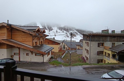 Montgenevre Apartment | 90m² Chalet Apartment - Panoramic View - Pets Allowed