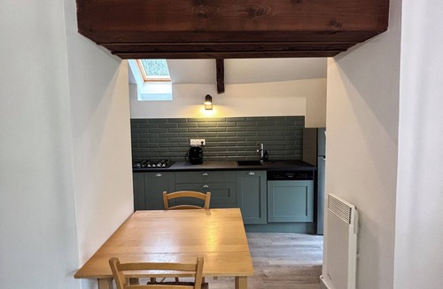 Henansal Cottage | A 1 bedroom cottage that sleeps up to 4 with heated covered pool