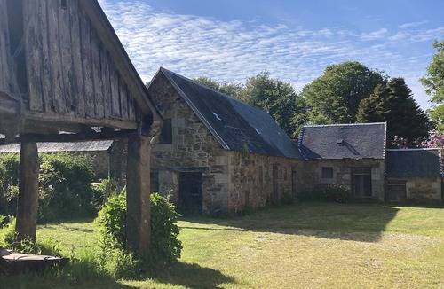 Lannion House | A beautiful country house just 10 minutes from the beaches ideal for families