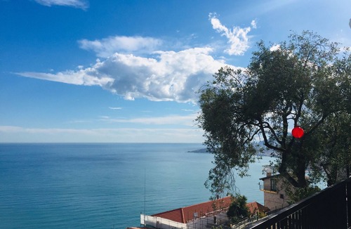 Ventimiglia Apartment | A dream over the sea