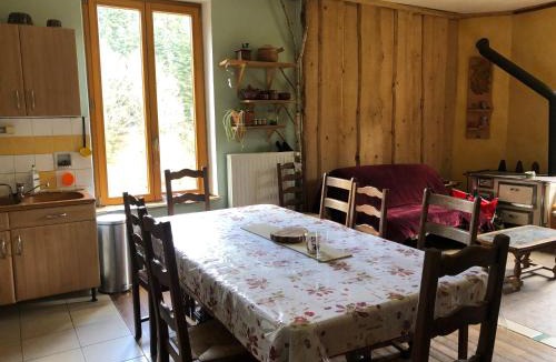 Saint-Sauveur House | A l'orée de soi - Chambres d'hôtes éco responsables au pied des Vosges - Maison forestière de la Soie
