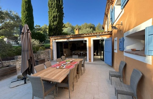 Le Castellet Villa | A Serene Luxury Villa in the Perfect Provence Location