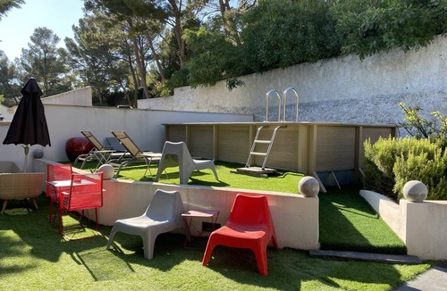 La Panouse Villa | A serene villa in the city yet in the country