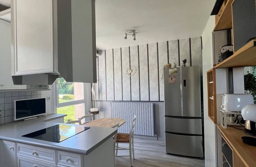 Hillion House | A spacious and elegant home overlooking the surrounding countryside, 3 km from the sea