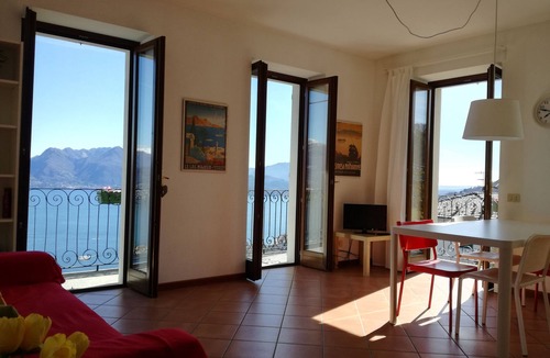 Someraro Apartment | A window 2 overlooking Lake Maggiore!