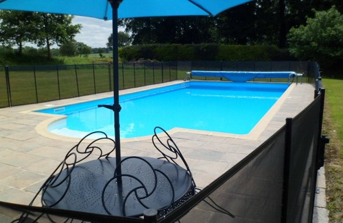 Saint-Nicolas-du-Pelem House | Adjoining houses with heated pool, WIFI, child friendly