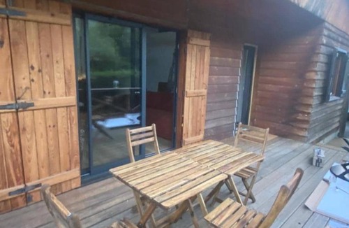 Gere-Belesten Ski Chalet | Agreable chalet vue montagne