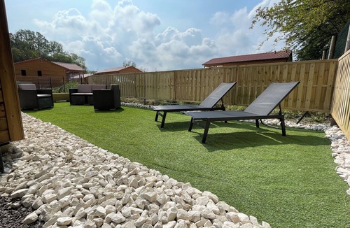 Giffaumont-Champaubert Ski Chalet | air-conditioned chalet rental at lac du der on the giffaumont water sports resort.