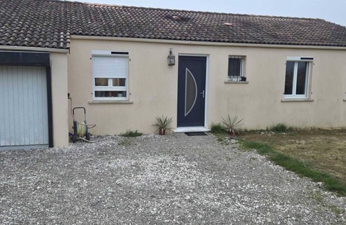 Dunes Villa | Air-conditioned single-storey house sleeps 10