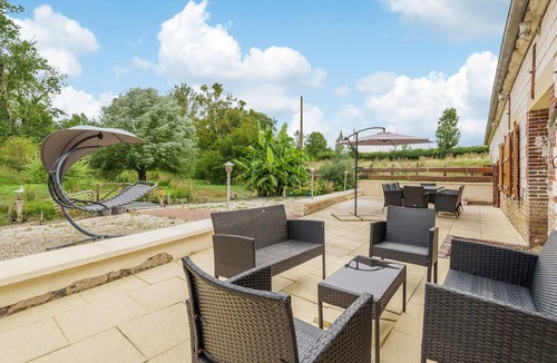 Montigny-les-Monts House | Amazing home in Montigny-les-Monts with WiFi