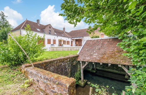 Montigny-les-Monts House | Amazing home in Montigny-les-Monts with WiFi