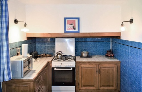 Miossens-Lanusse House | Amazing home in Miossens Lanusse with WiFi