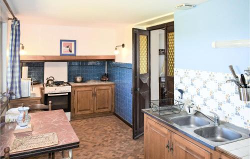 Miossens-Lanusse House | Amazing Home In Miossens Lanusse With Wifi