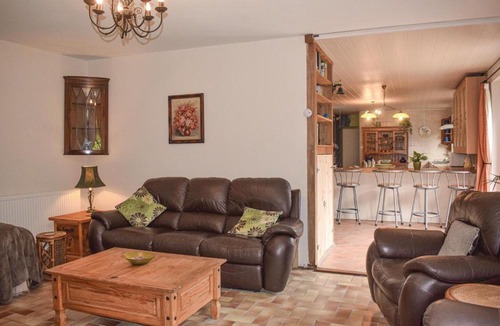 Saint-Adrien House | Amazing home in Saint Pever with 3 Bedrooms and WiFi