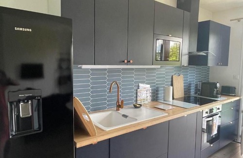 Thomery Apartment | Ambiance Seine, appartement surplombant la Seine -51 M2, Anémone-