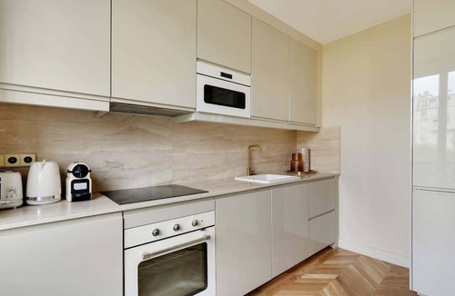 Necker Apartment | An Exceptional 3-BR/2Ba - Invalides