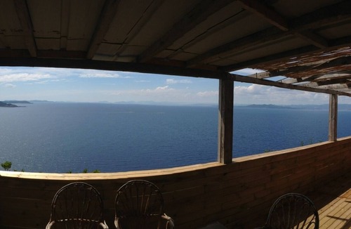 Ile du Levant House | An isolated landmark, on a golden and summer island!