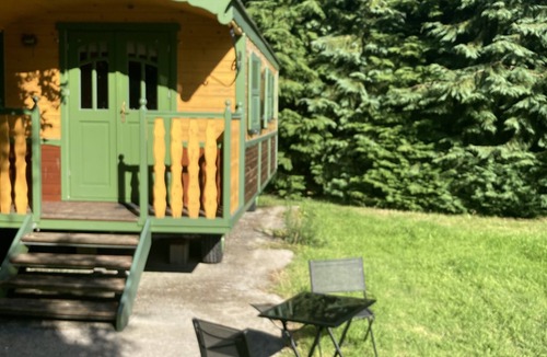 Saint-Donan House | An unusual stay in a caravan between Saint Malo and the pink granite coast,