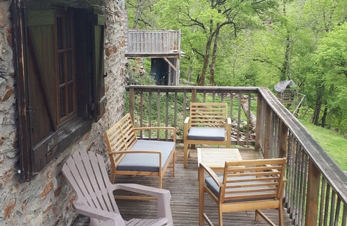 Melles Ski Chalet | Ancienne Grange Rénovée à la Frontière Espagnole
