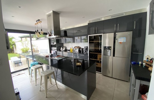 Anglet House | ANGLET, 8 pers COAST HOUSE WITH SWIMMING POOL, NEAR THE BEACH, cycle path, GOLF