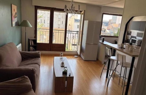 Poincare - Foch - Anatole France - Croix de Bourgogne Apartment | Apartment 5 minutes from the Nancy train station