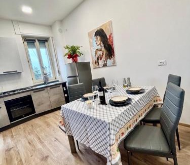 Madonna dell'Olmo Apartment | Apartment Altura
