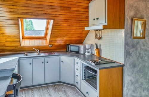 Plouegat-Moysan Apartment | Apartment-Apartment-Ensuite with bath and shower