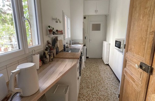 Hincmar Apartment | Apartment-Apartment-Ensuite-Courtyard view
