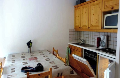 Les Claux Apartment | Apartment "Apartment With Balcony" with Mountain View and Balcony