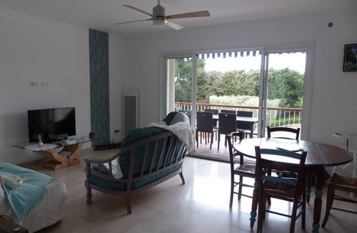 Bandol Apartment | Apartment classified 3 * nine near the sea