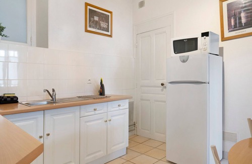 Argeles Gazost Apartment | Apartment 'Estaing' with Mountain View, Private Terrace and Wi-Fi