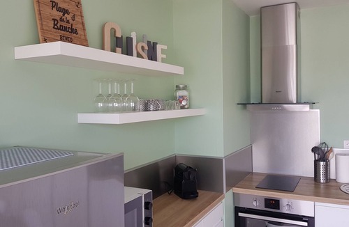 Binic Apartment | Apartment facing the sea, the beach 30 meters away!