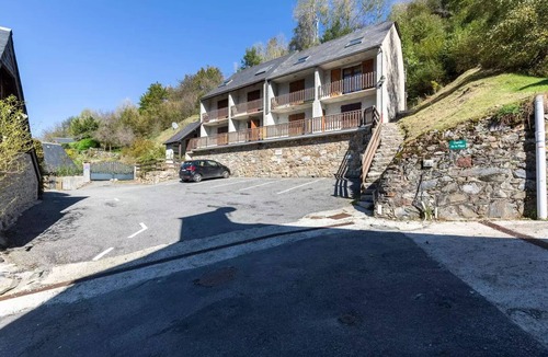 Peyragudes Apartment | Apartment for 6 People in Loudenvielle with Wi-Fi