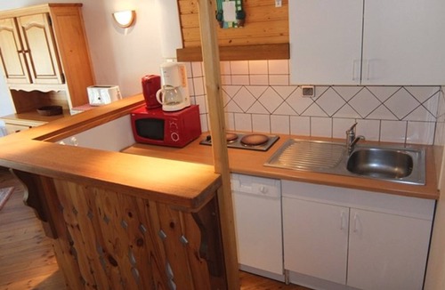 Bareges Apartment | Apartment for 6 people, parking, pets allowed