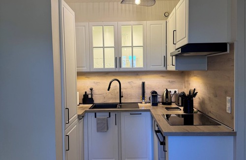 Roquebrune-Cap-Martin Apartment | Apartment on garden level, between Monaco and Italy, in quiet country setting