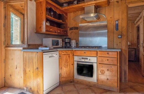 Saint-Gervais-les-Bains Apartment | Apartment "Ferme de Faustine 1 - Pool" with Mountain View, Shared Pool and Wi-Fi
