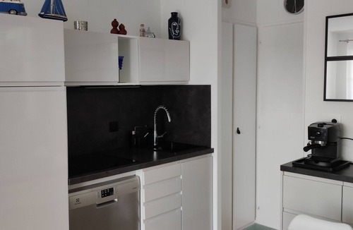 Bourgenay Apartment | Apartment -2 bedrooms, ground floor Port Bourgenay village with swimming pool access
