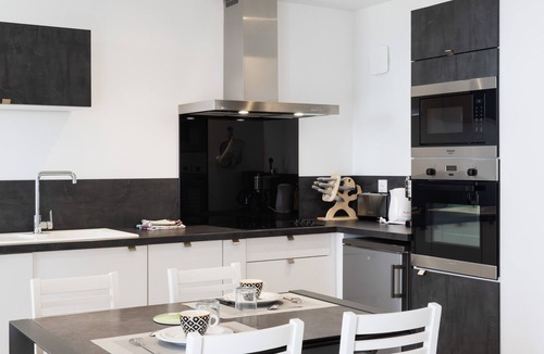 Perros-Guirec Apartment | Apartment 'Gîte Île Grande' Sea View, Private Terrace & Wi-Fi